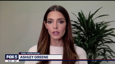 Ashley-Greene-dot-nl_2020Fox5-interview0080.jpg