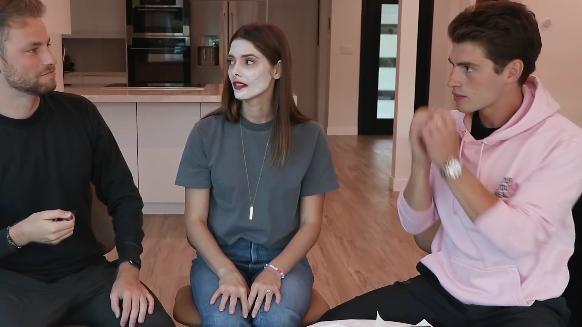 Ashley-Greene-dot-nl_2020GreggandCameron0813.jpg Ashley-Greene-dot-nl_2020GreggandCameron0813.jpg