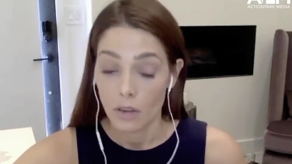 Ashley-Greene-dot-nl_2020HerVoicePodcast0011.jpg