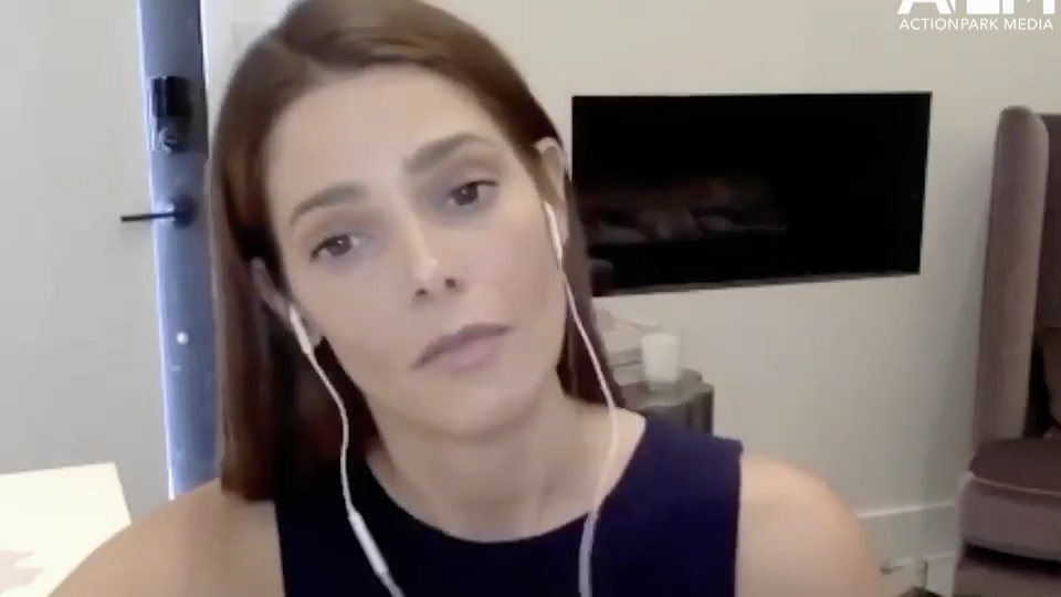 Ashley-Greene-dot-nl_2020HerVoicePodcast0014.jpg