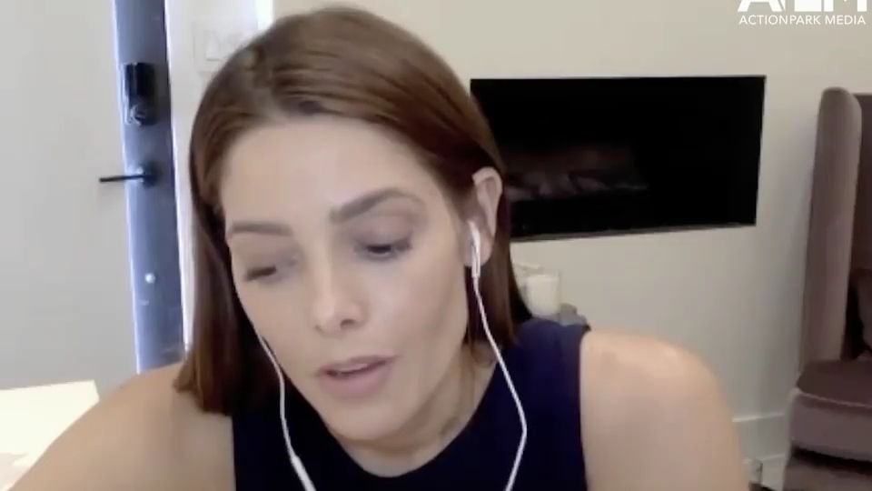 Ashley-Greene-dot-nl_2020HerVoicePodcast0022.jpg