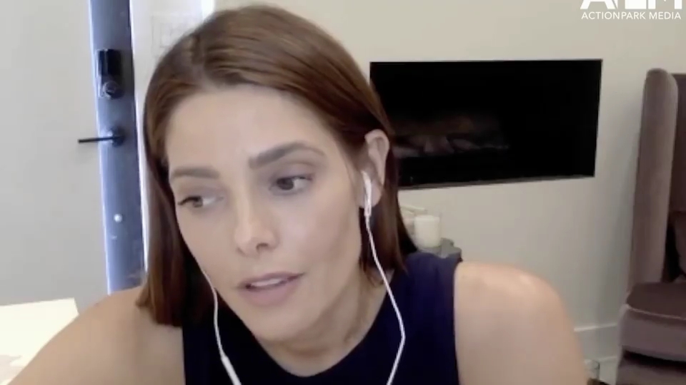 Ashley-Greene-dot-nl_2020HerVoicePodcast0025.jpg