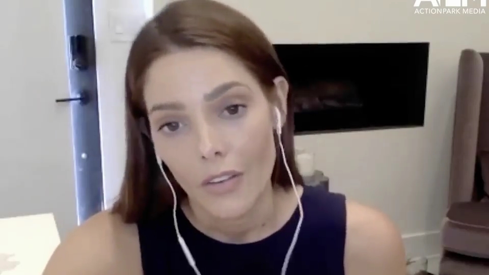 Ashley-Greene-dot-nl_2020HerVoicePodcast0029.jpg