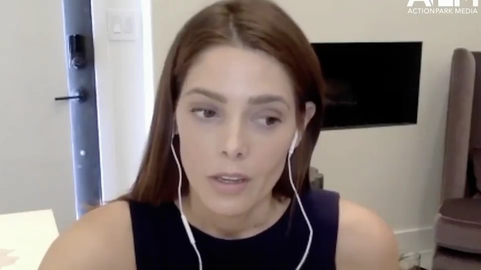 Ashley-Greene-dot-nl_2020HerVoicePodcast0032.jpg