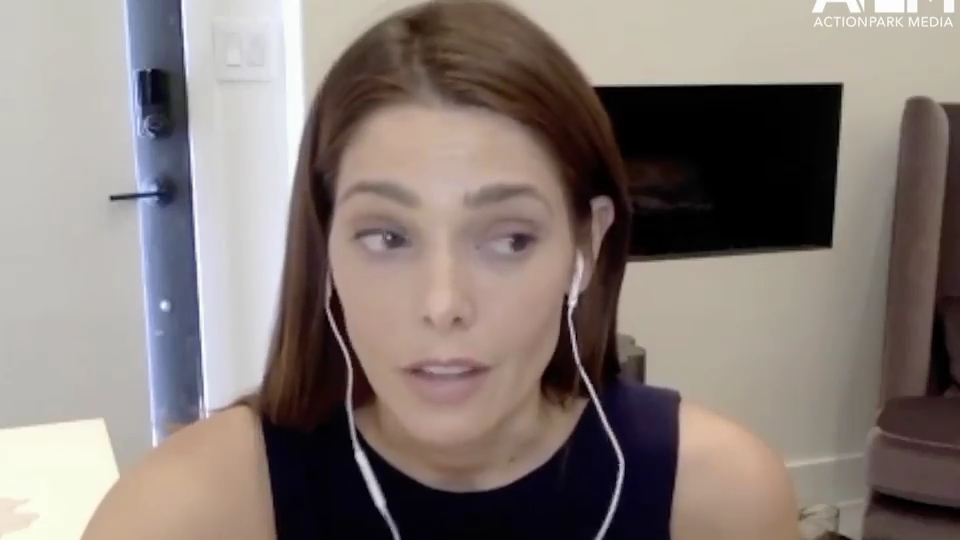 Ashley-Greene-dot-nl_2020HerVoicePodcast0035.jpg