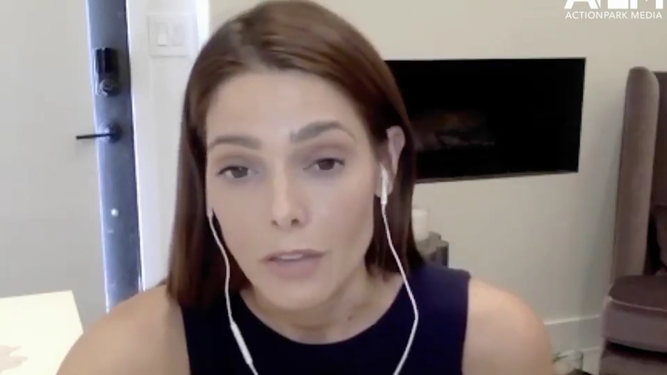 Ashley-Greene-dot-nl_2020HerVoicePodcast0037.jpg