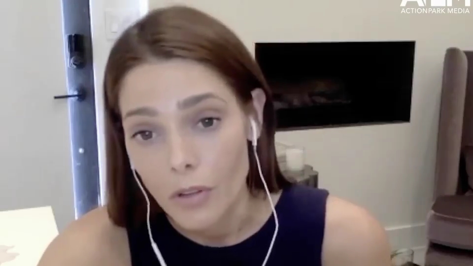 Ashley-Greene-dot-nl_2020HerVoicePodcast0038.jpg