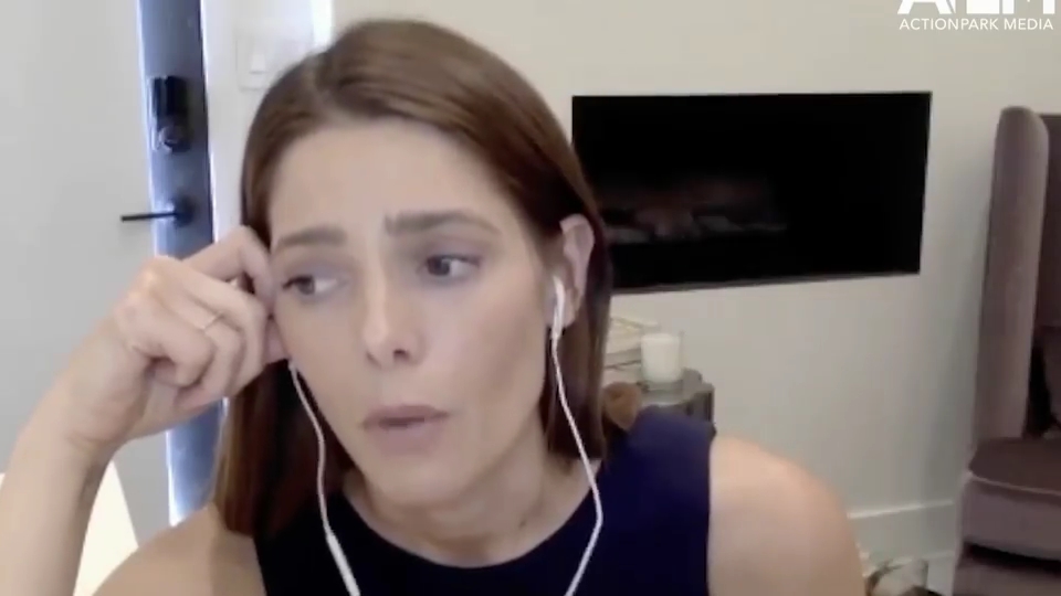 Ashley-Greene-dot-nl_2020HerVoicePodcast0045.jpg