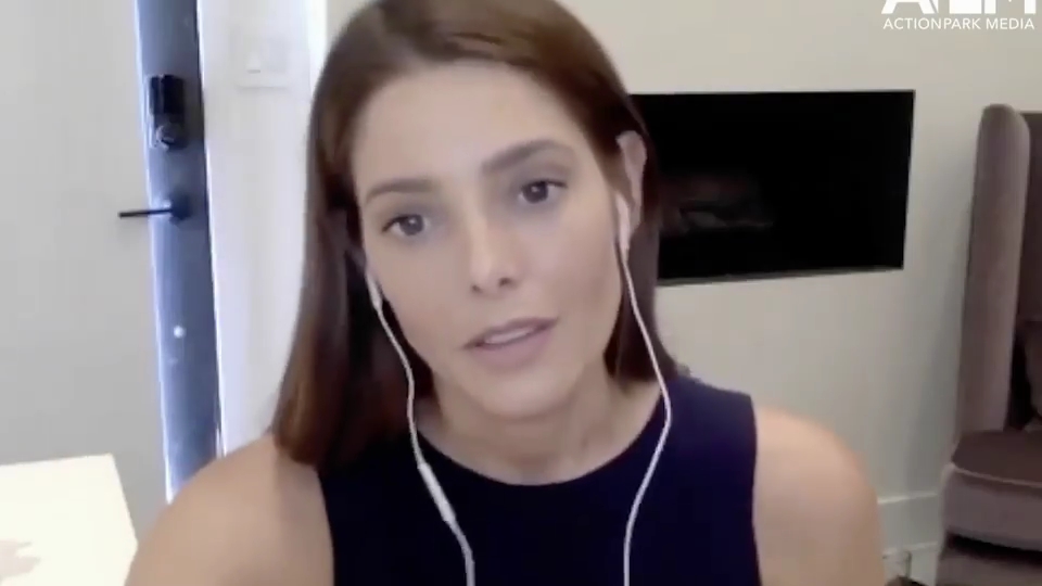 Ashley-Greene-dot-nl_2020HerVoicePodcast0047.jpg