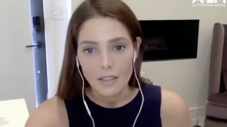 Ashley-Greene-dot-nl_2020HerVoicePodcast0048.jpg