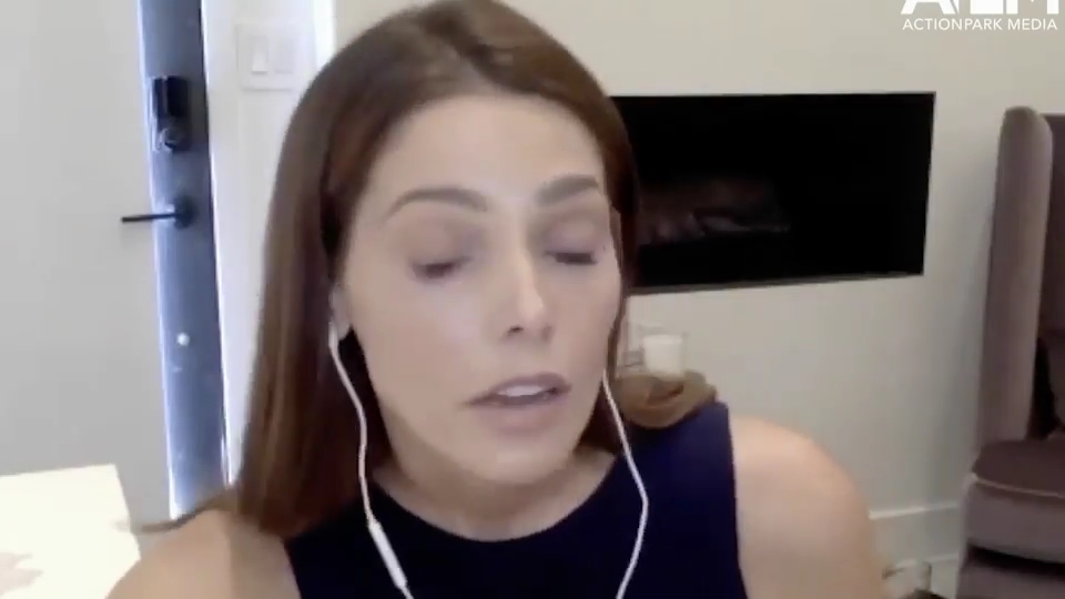 Ashley-Greene-dot-nl_2020HerVoicePodcast0053.jpg