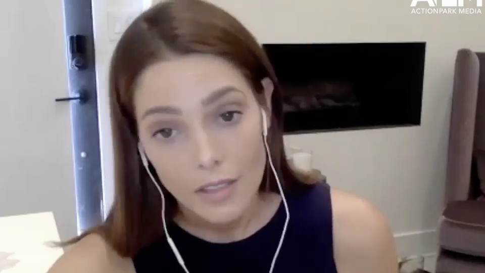 Ashley-Greene-dot-nl_2020HerVoicePodcast0054.jpg