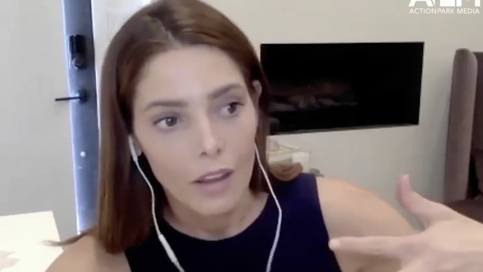 Ashley-Greene-dot-nl_2020HerVoicePodcast0057.jpg