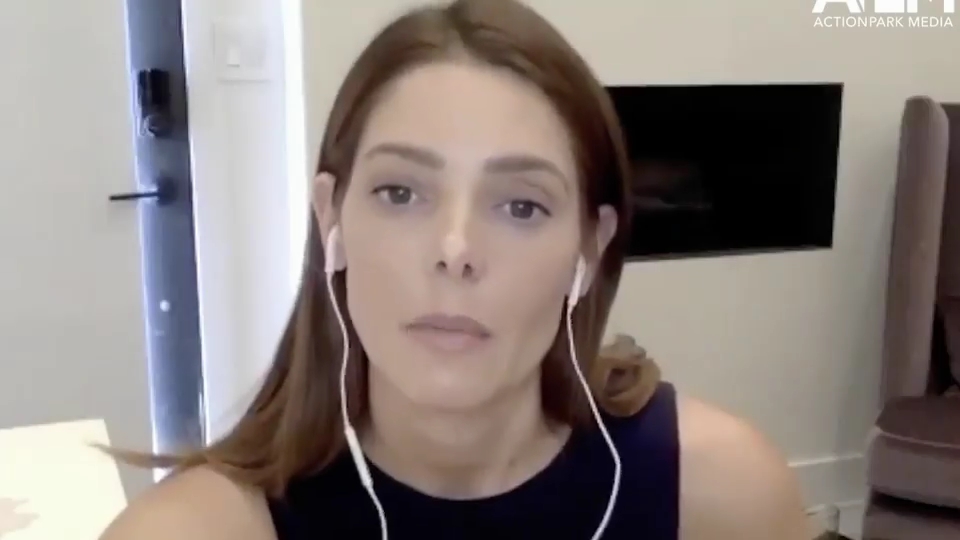 Ashley-Greene-dot-nl_2020HerVoicePodcast0064.jpg