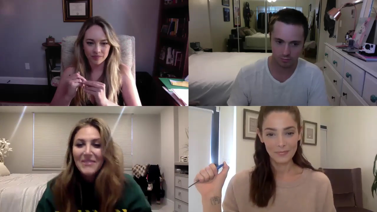 Ashley-Greene-dot-nl_2020TwoAndAHalfGirls0613.jpg Ashley-Greene-dot-nl_2020TwoAndAHalfGirls0613.jpg