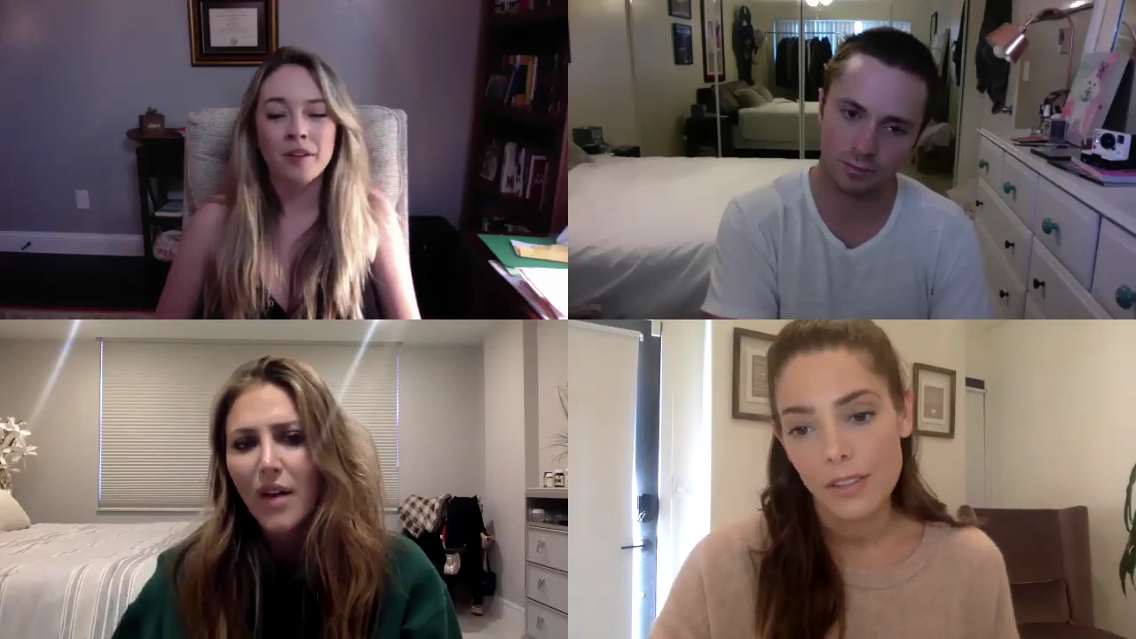 Ashley-Greene-dot-nl_2020TwoAndAHalfGirls0631.jpg Ashley-Greene-dot-nl_2020TwoAndAHalfGirls0631.jpg