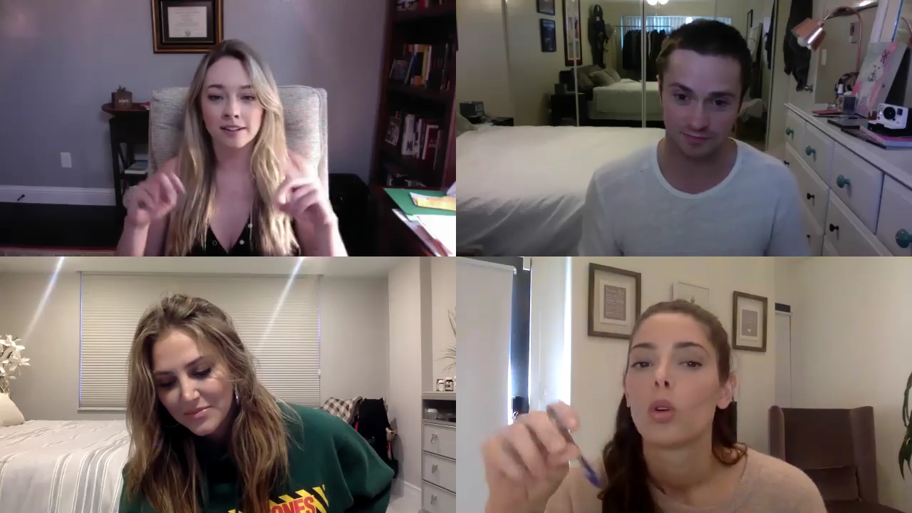 Ashley-Greene-dot-nl_2020TwoAndAHalfGirls1118.jpg Ashley-Greene-dot-nl_2020TwoAndAHalfGirls1118.jpg