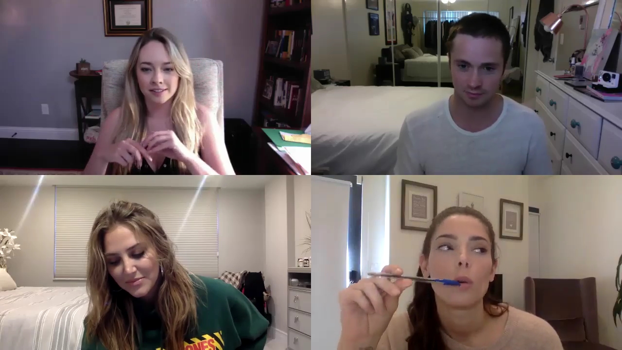 Ashley-Greene-dot-nl_2020TwoAndAHalfGirls1119.jpg Ashley-Greene-dot-nl_2020TwoAndAHalfGirls1119.jpg