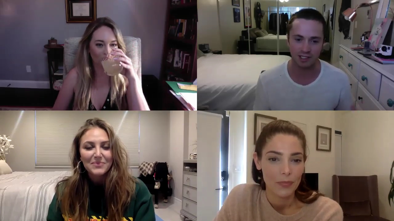 Ashley-Greene-dot-nl_2020TwoAndAHalfGirls1573.jpg Ashley-Greene-dot-nl_2020TwoAndAHalfGirls1573.jpg