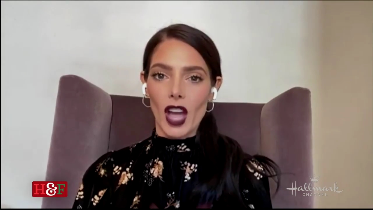 Ashley-Greene-dot-nl_2020homeAndFamily0367.jpg Ashley-Greene-dot-nl_2020homeAndFamily0367.jpg