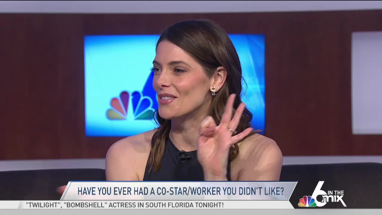 Ashley-Greene-dot-nl-2020NBC6InTheMix0098.jpg Ashley-Greene-dot-nl-2020NBC6InTheMix0098.jpg