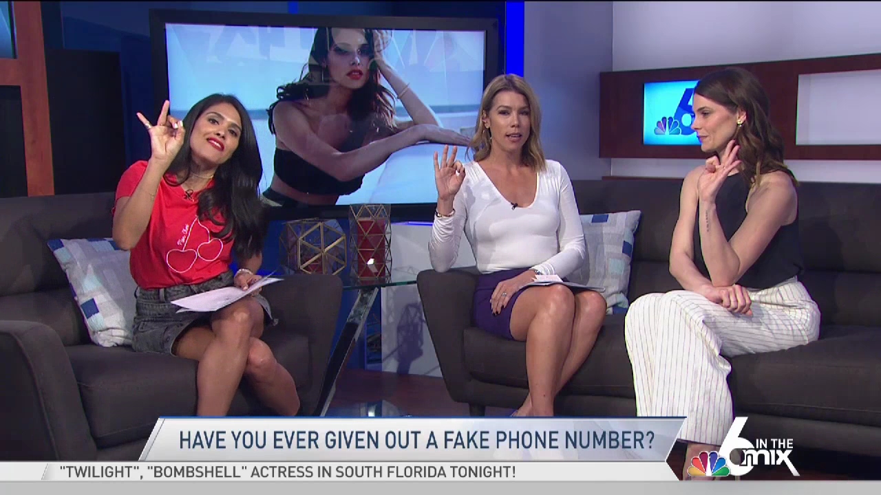 Ashley-Greene-dot-nl-2020NBC6InTheMix0106.jpg