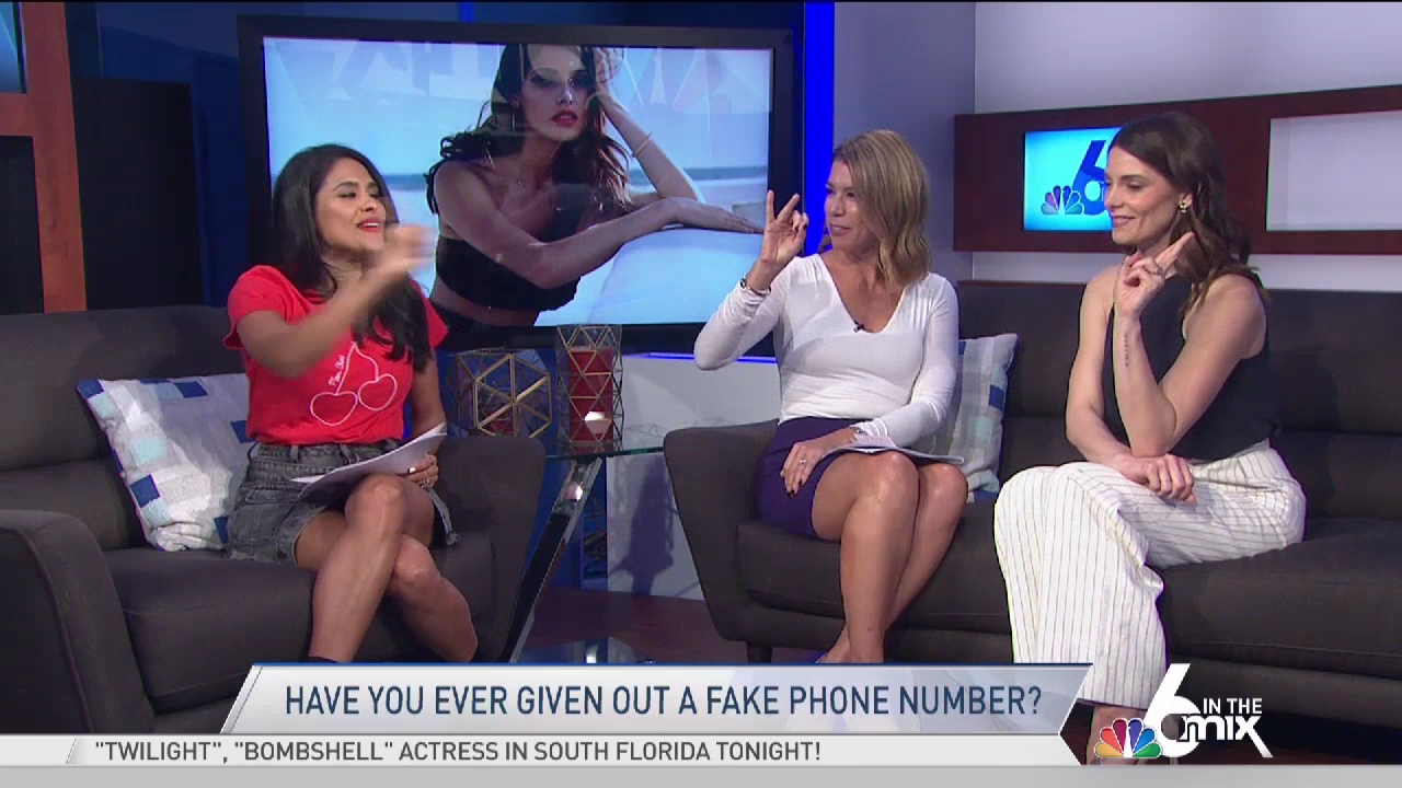 Ashley-Greene-dot-nl-2020NBC6InTheMix0111.jpg