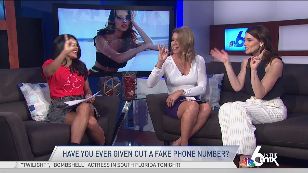 Ashley-Greene-dot-nl-2020NBC6InTheMix0112.jpg