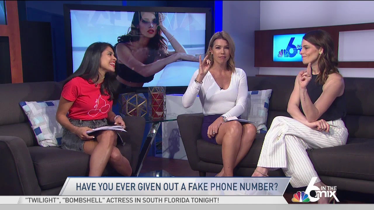 Ashley-Greene-dot-nl-2020NBC6InTheMix0117.jpg Ashley-Greene-dot-nl-2020NBC6InTheMix0117.jpg