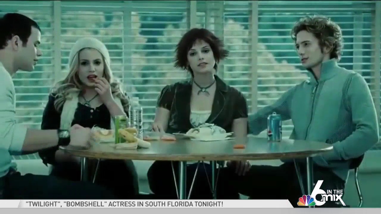 Ashley-Greene-dot-nl-2020NBC6InTheMix0304.jpg Ashley-Greene-dot-nl-2020NBC6InTheMix0304.jpg