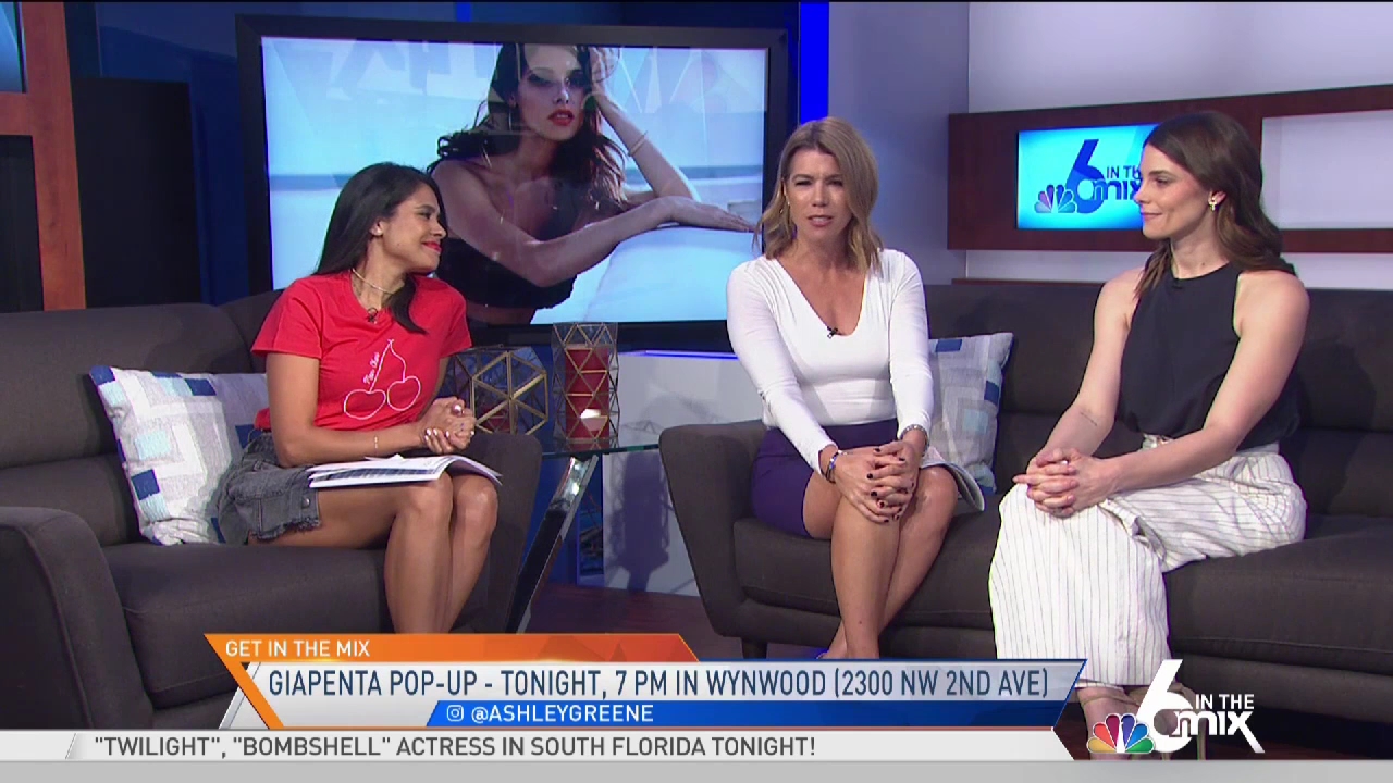 Ashley-Greene-dot-nl-2020NBC6InTheMix0357.jpg Ashley-Greene-dot-nl-2020NBC6InTheMix0357.jpg