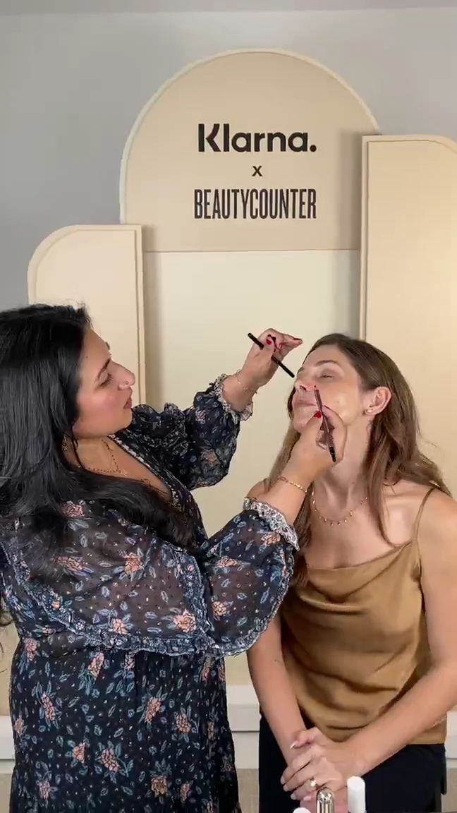 Ashley-Greene-dot-nl_2021BeautyCounterXKlarna-interview0300.jpg
