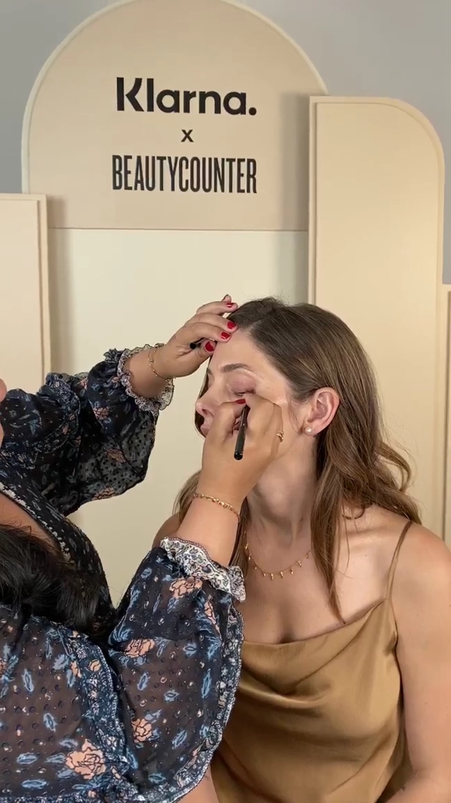 Ashley-Greene-dot-nl_2021BeautyCounterXKlarna-interview0327.jpg