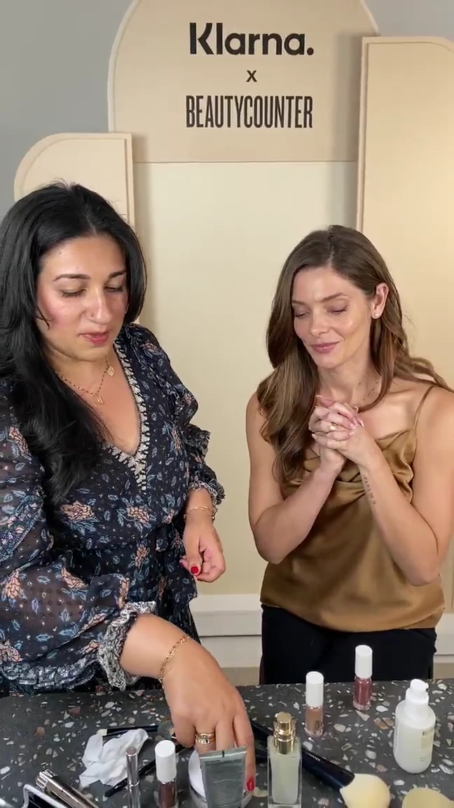 Ashley-Greene-dot-nl_2021BeautyCounterXKlarna-interview0420.jpg