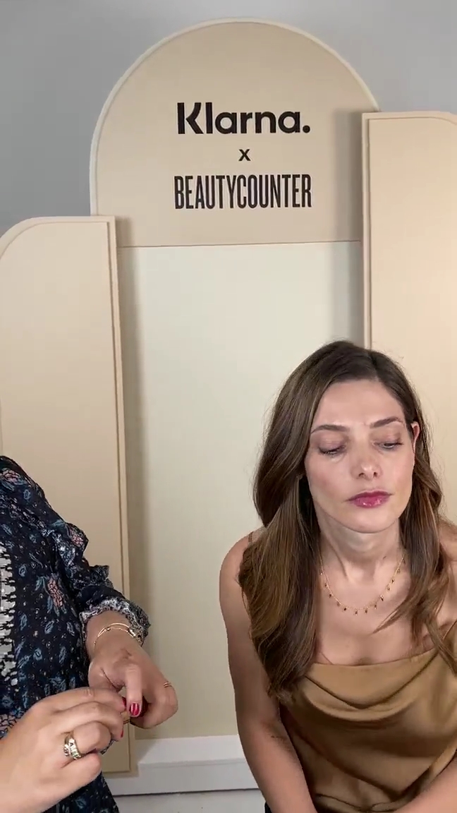Ashley-Greene-dot-nl_2021BeautyCounterXKlarna-interview0557.jpg