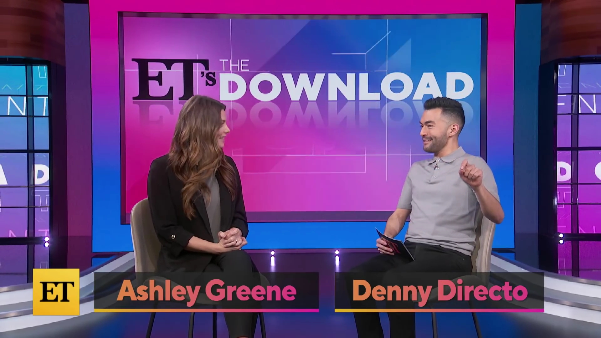 Ashley-Greene-dot-nl_2022EntertainmentTonight0002.jpg