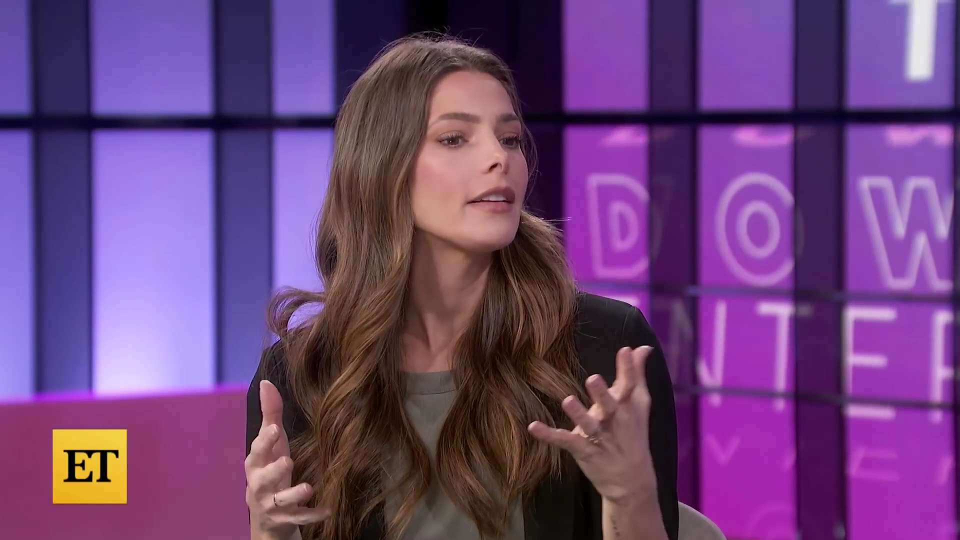 Ashley-Greene-dot-nl_2022EntertainmentTonight0312.jpg Ashley-Greene-dot-nl_2022EntertainmentTonight0312.jpg