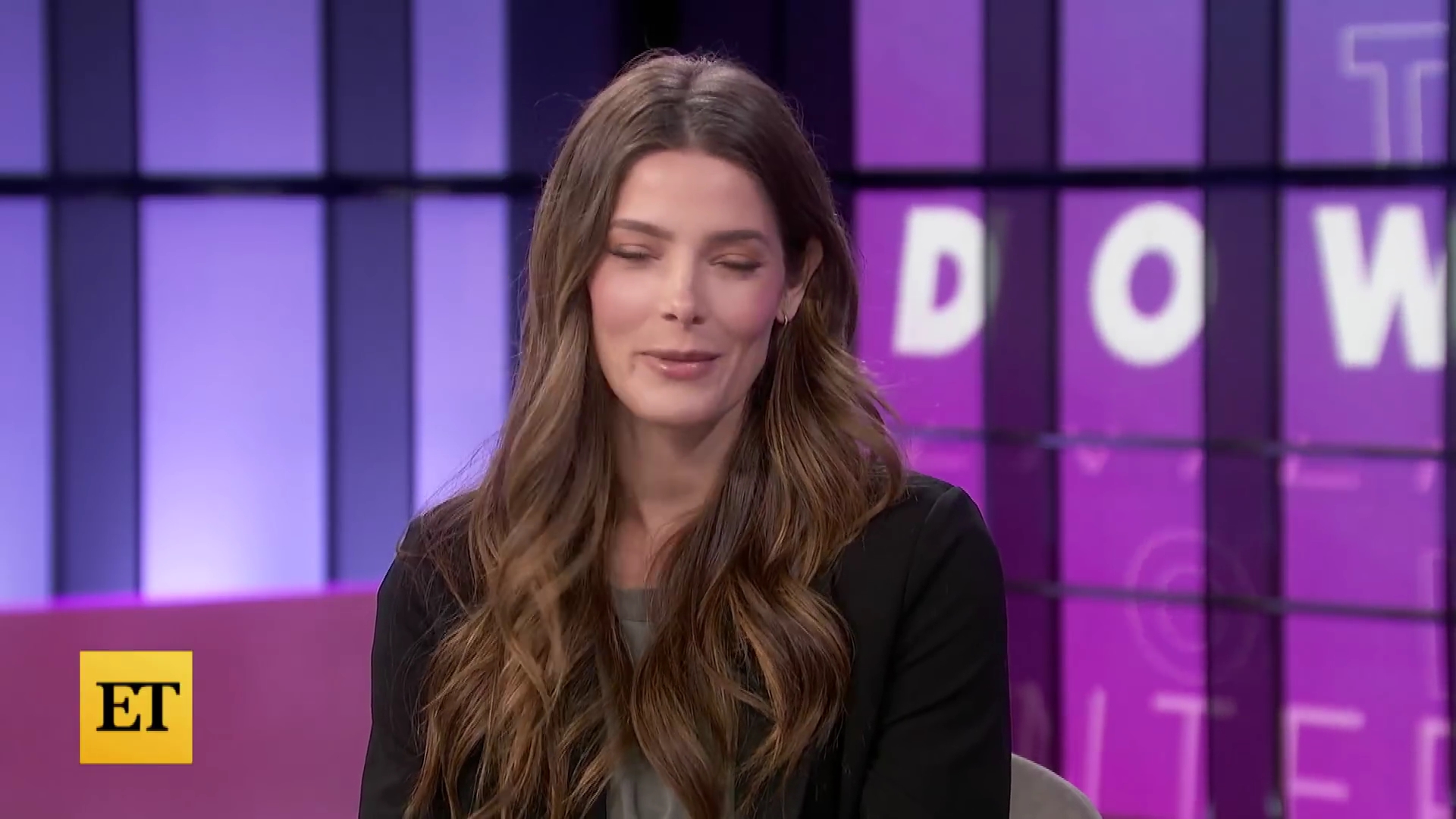 Ashley-Greene-dot-nl_2022EntertainmentTonight0518.jpg