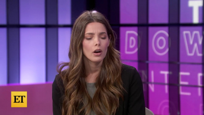 Ashley-Greene-dot-nl_2022EntertainmentTonight0298.jpg