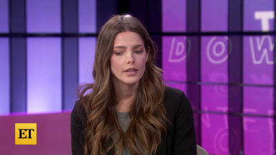Ashley-Greene-dot-nl_2022EntertainmentTonight0299.jpg