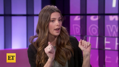 Ashley-Greene-dot-nl_2022EntertainmentTonight0304.jpg