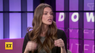 Ashley-Greene-dot-nl_2022EntertainmentTonight0310.jpg