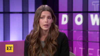 Ashley-Greene-dot-nl_2022EntertainmentTonight0442.jpg