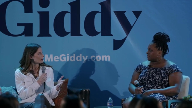Ashley-Greene-dot-nl_2022GetMeGiddy-BarePanel0054.jpg