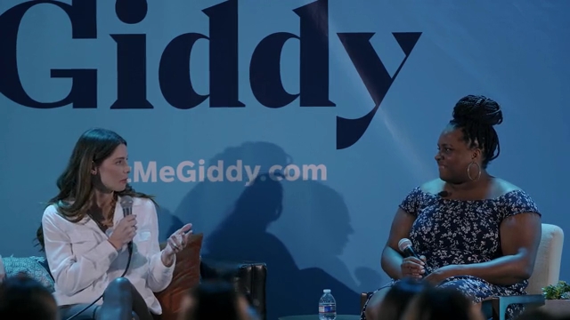 Ashley-Greene-dot-nl_2022GetMeGiddy-BarePanel0060.jpg