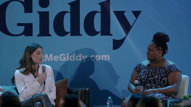 Ashley-Greene-dot-nl_2022GetMeGiddy-BarePanel0104.jpg