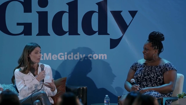 Ashley-Greene-dot-nl_2022GetMeGiddy-BarePanel0112.jpg