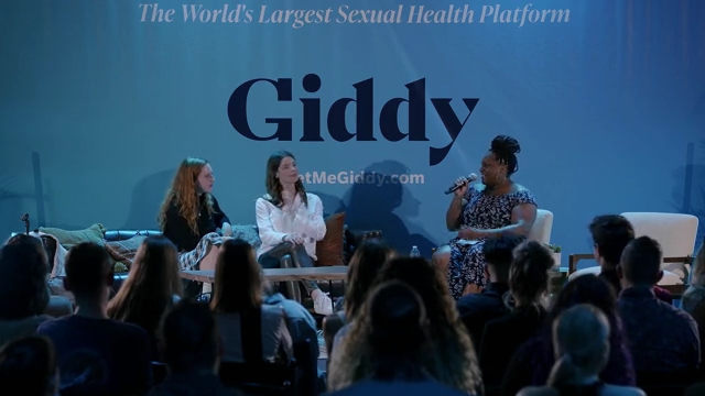 Ashley-Greene-dot-nl_2022GetMeGiddy-BarePanel0138.jpg