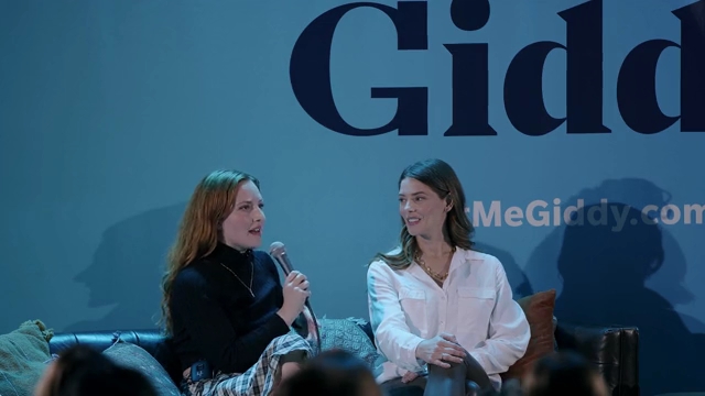 Ashley-Greene-dot-nl_2022GetMeGiddy-BarePanel0357.jpg