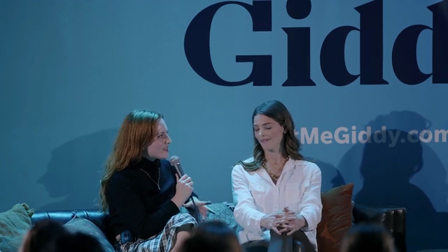 Ashley-Greene-dot-nl_2022GetMeGiddy-BarePanel0414.jpg
